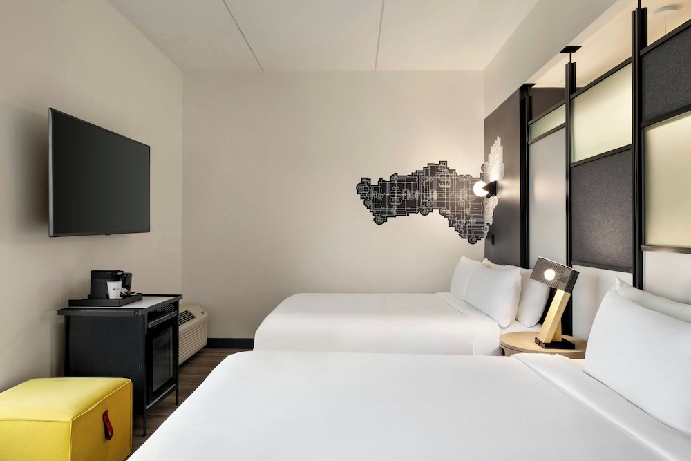 Aloft Wilmington at Coastline Center 12/50