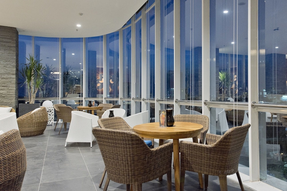 MELIA MAKASSAR 52/73