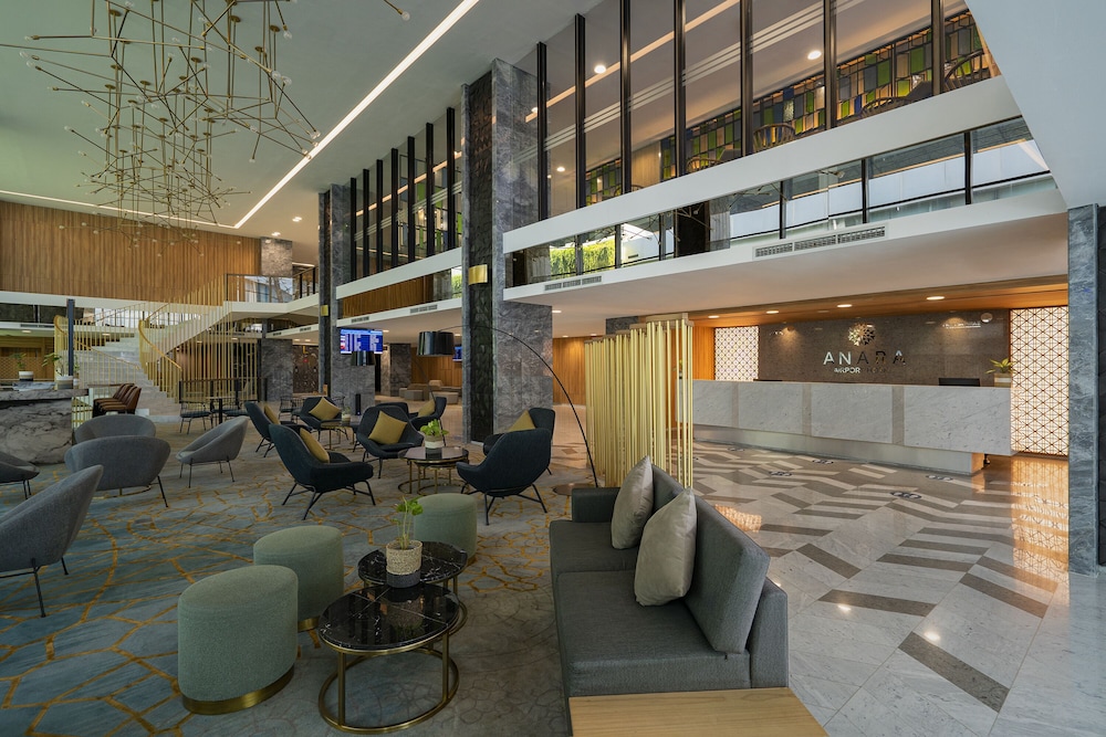 ANARA AIRPORT HOTEL 25/35