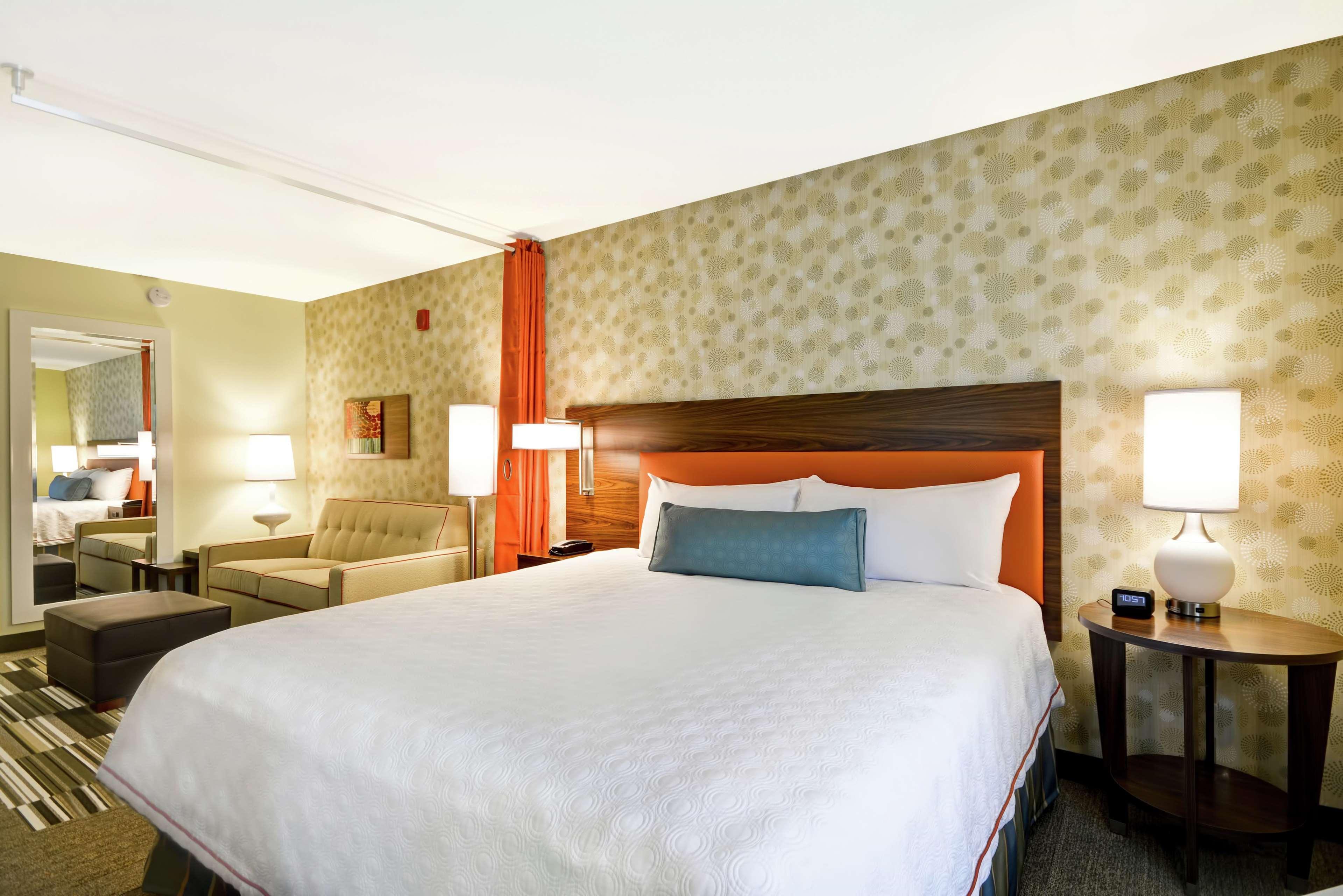 STUDIO, SUITE, KING BED, ACCESSIBLE