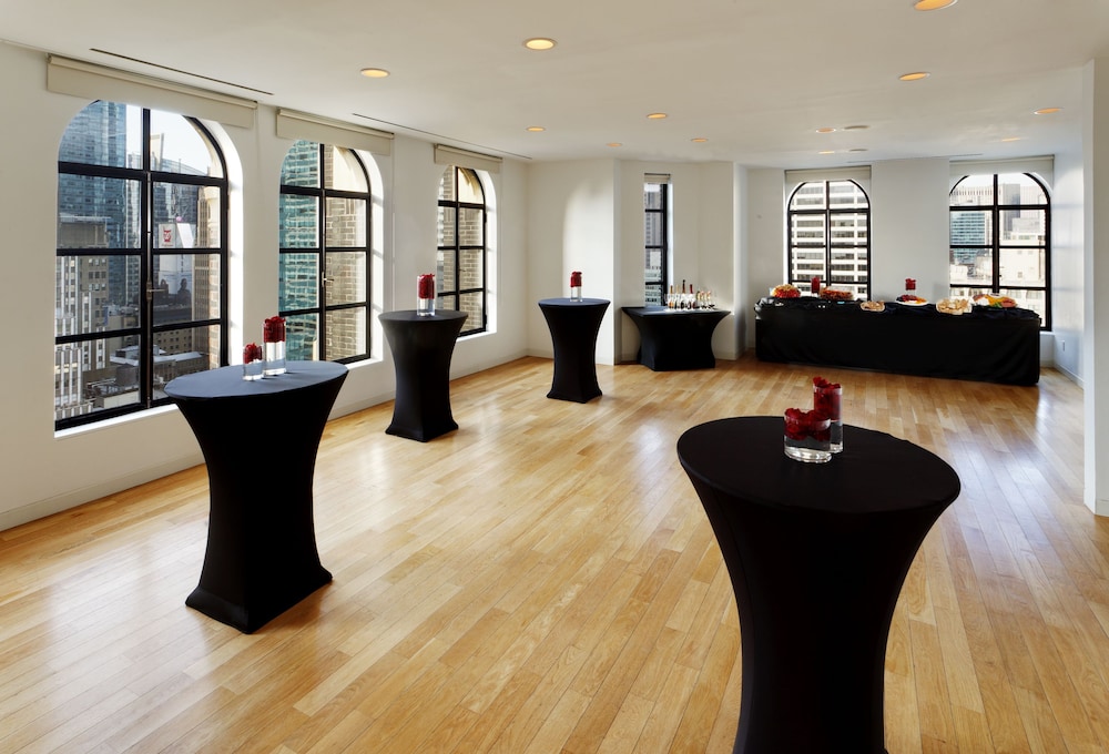 Bryant Park Hotel 10/62