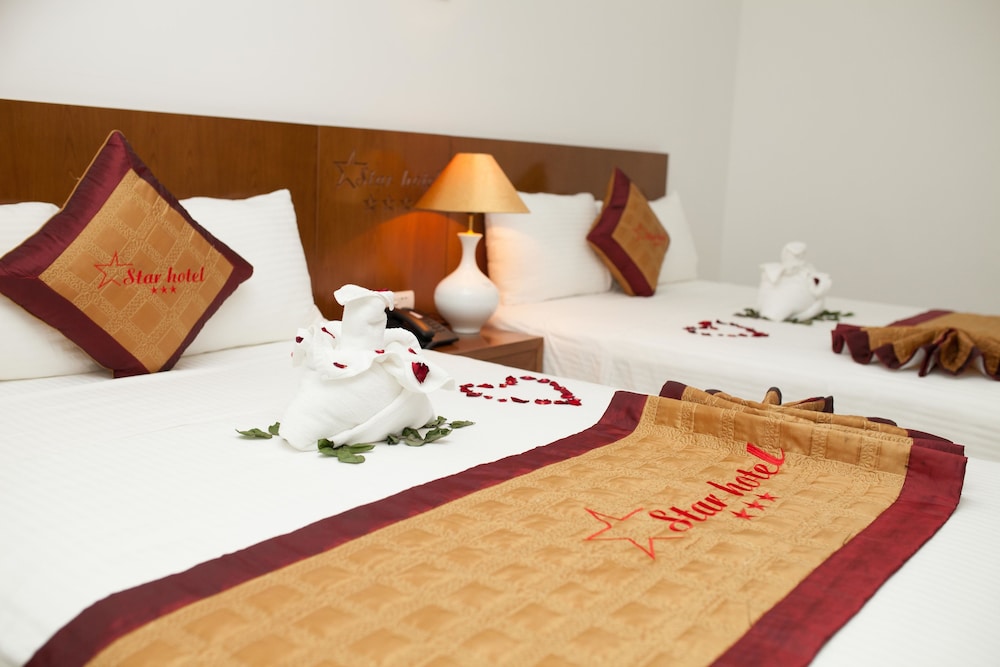Star Hotel 18/65