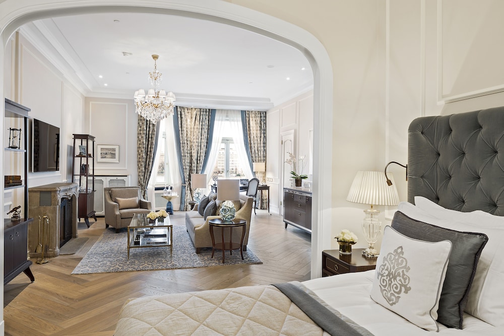 Fairmont Vier Jahreszeiten 53/75