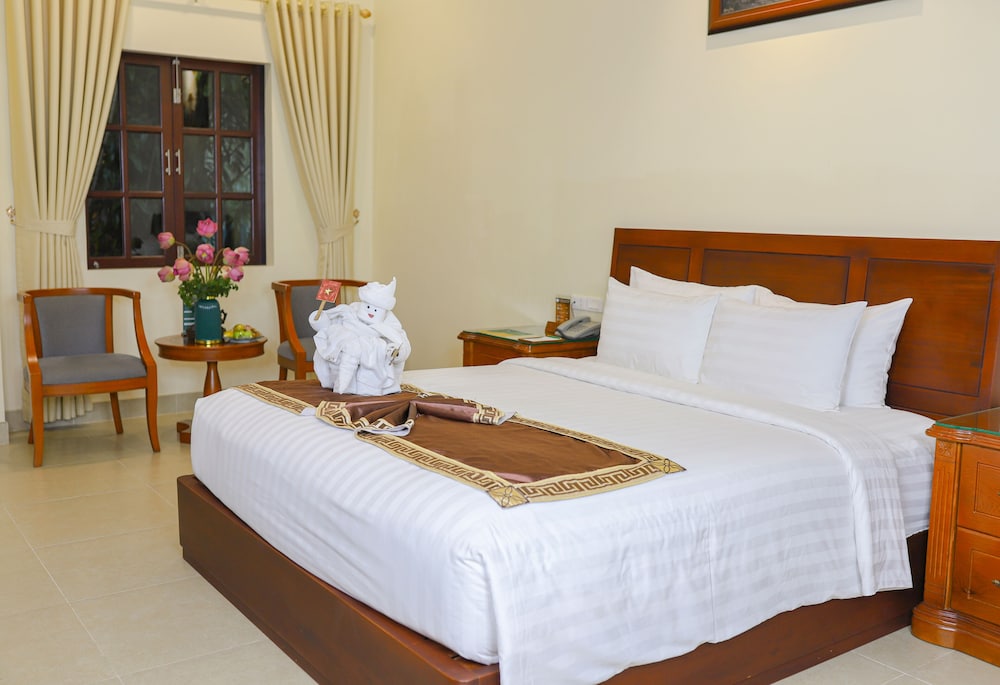 Phuong Nam Resort 9/50