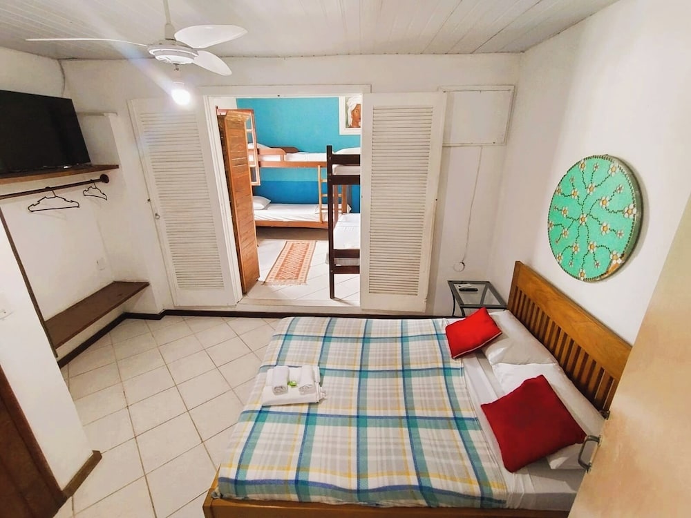 Room, Sextuple, 1 Double and 2 Bunk Beds