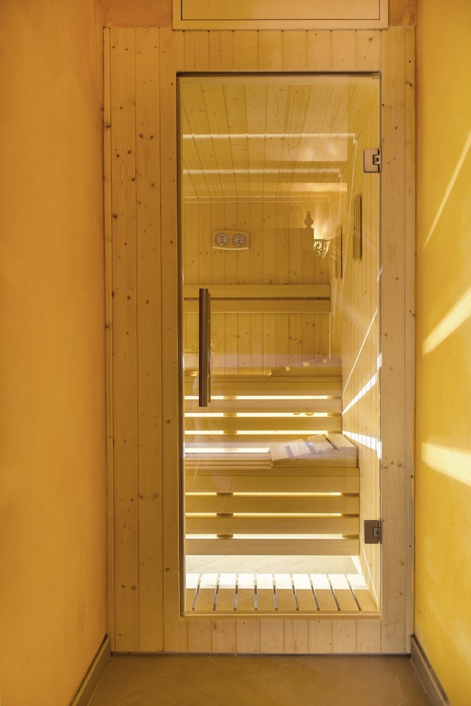 RELAIS SASSA AL SOLE 42/65