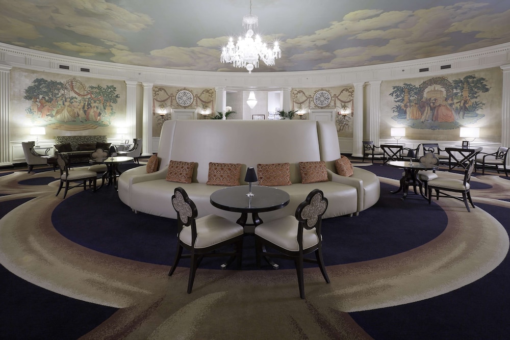 Hotel Roanoke Conference Ctr Curio Collection By Hilton 33/58