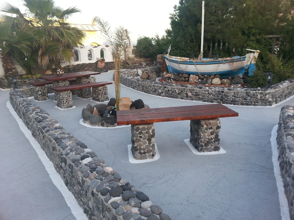 Pension Livadaros 53/71