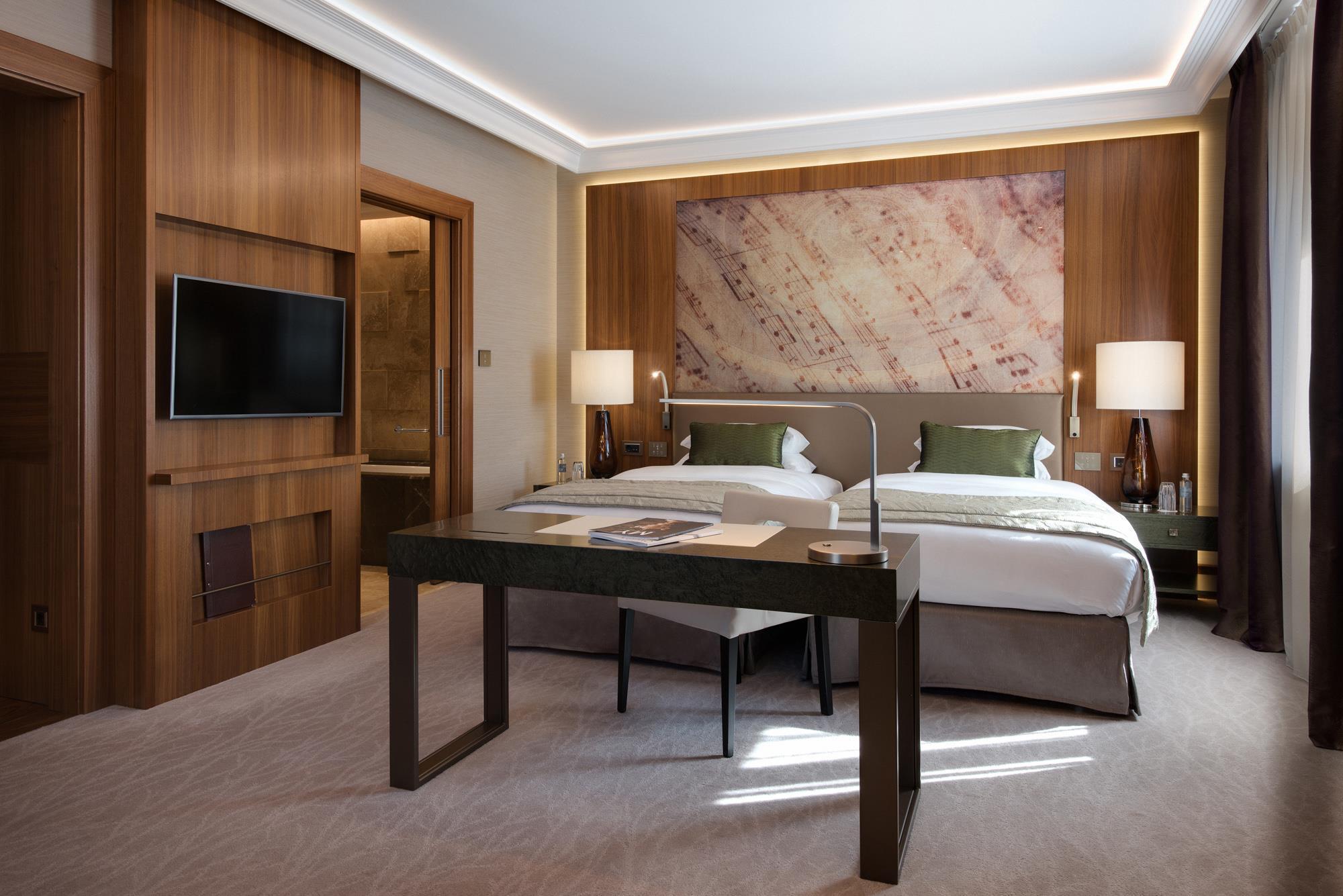 Superior, Twin Beds, Grand Hotel Kempinski Riga 3/5