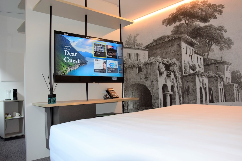 Hotel Lago 14/50