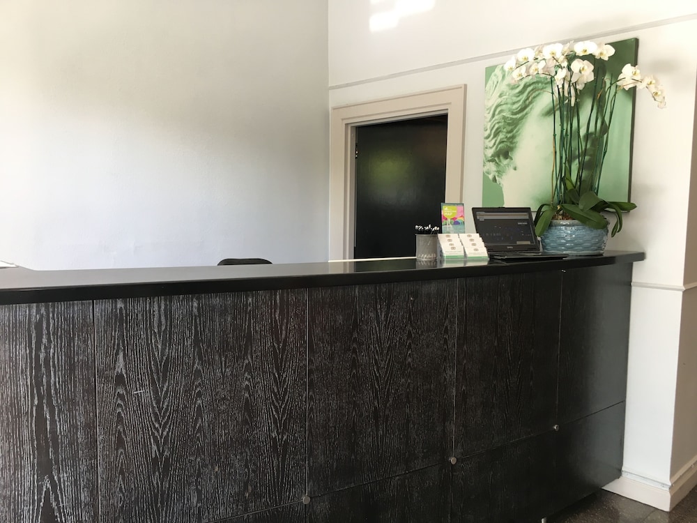 The Eo Inn And Spa 7/25