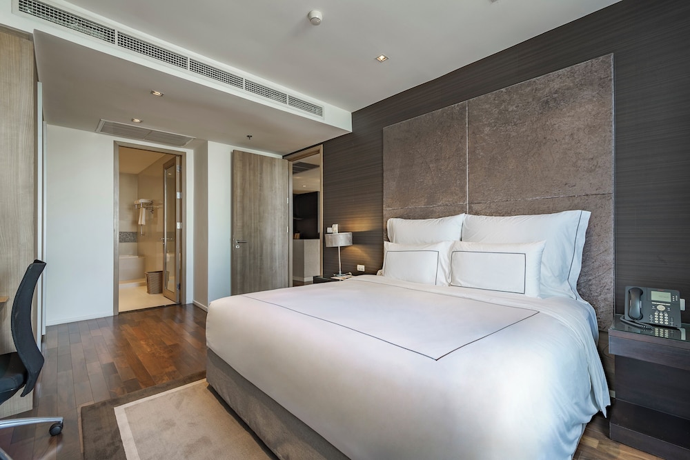 2 BEDROOMS, FAMILY SUITE, TERRACE