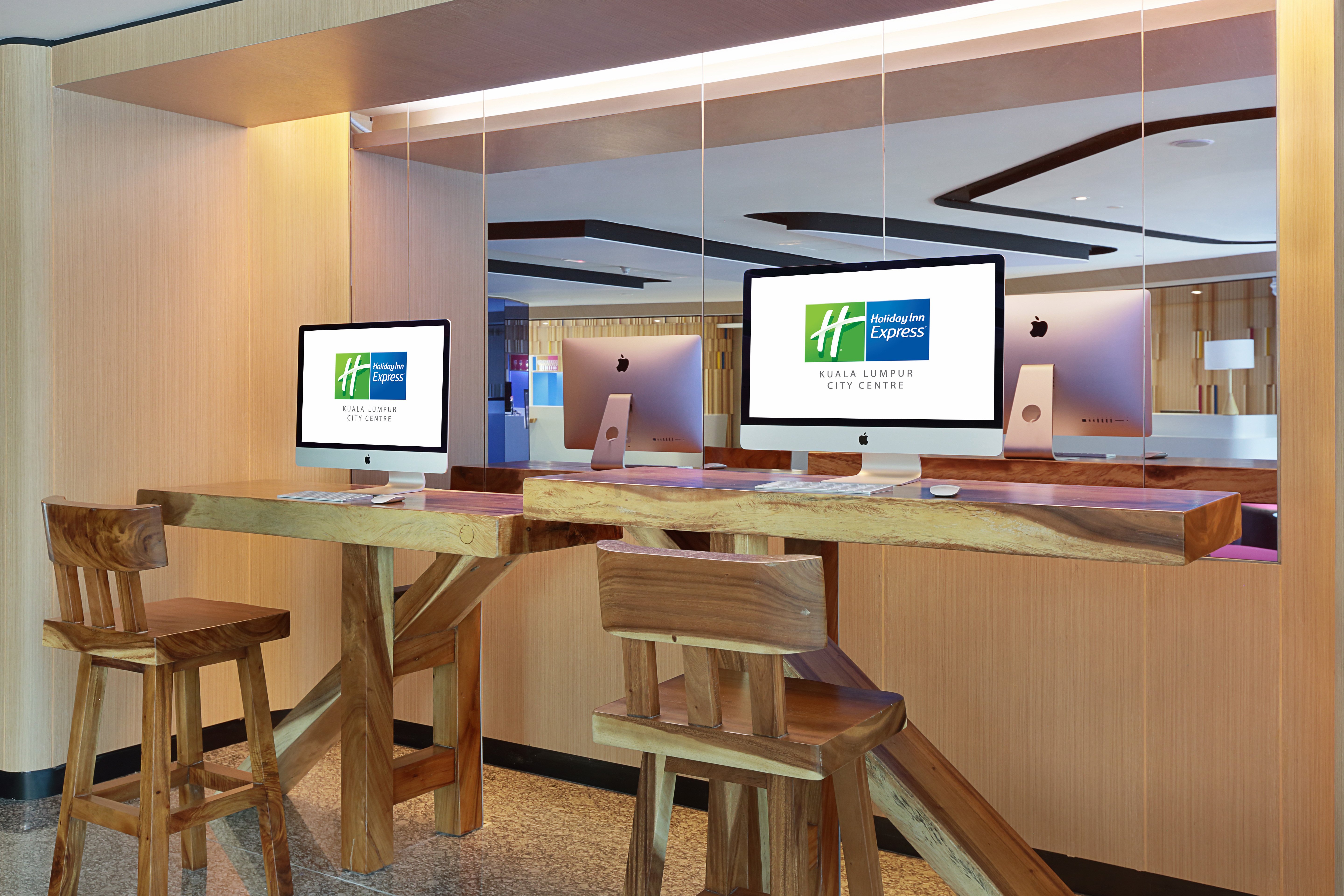Holiday Inn Express Kuala Lumpur City Centre 53/57