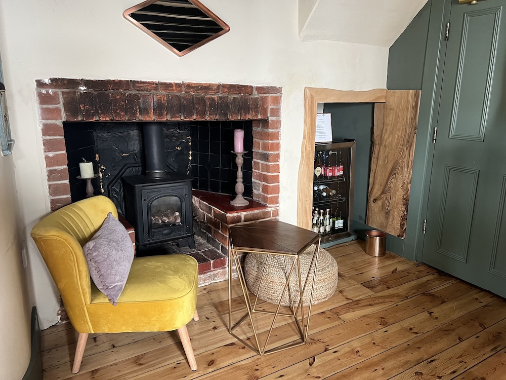 Cottage Lodge Hotel 27/50