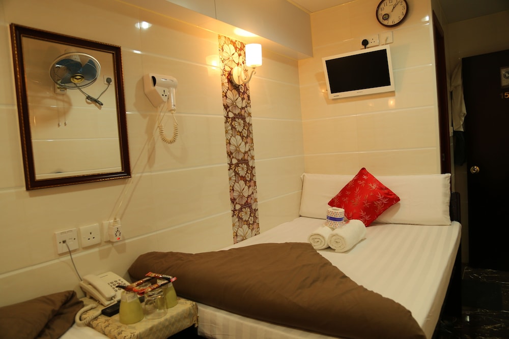 European Hostel 35/51