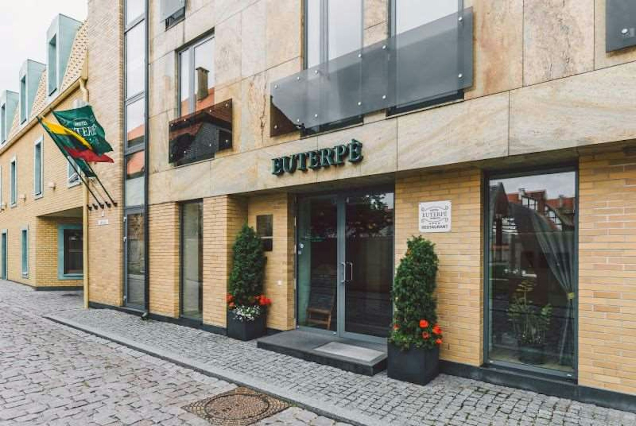 Hotel Euterpe 6/44
