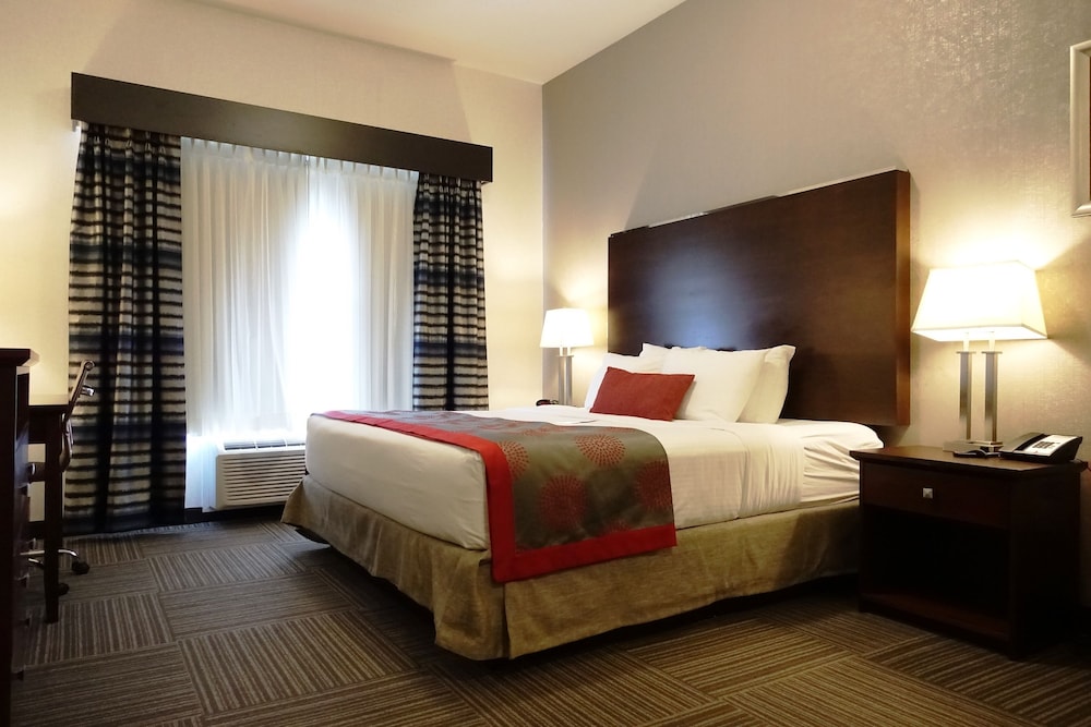 2 Bedrooms, Suite, King and Queen Bed, Sofa