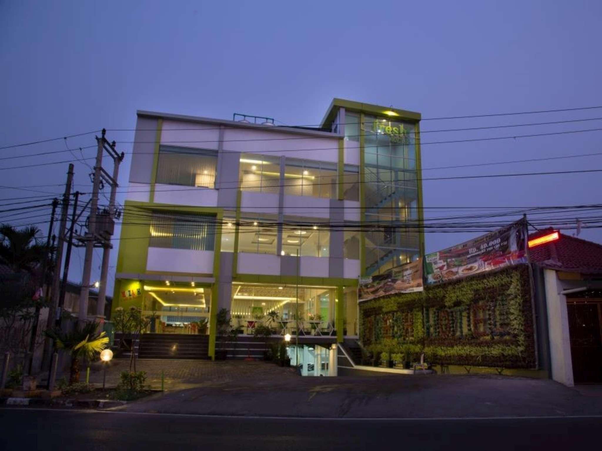 Fresh Hotel Sukabumi 5/35