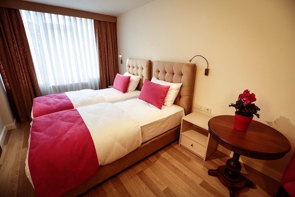 Melek Hotels Moda 2/62