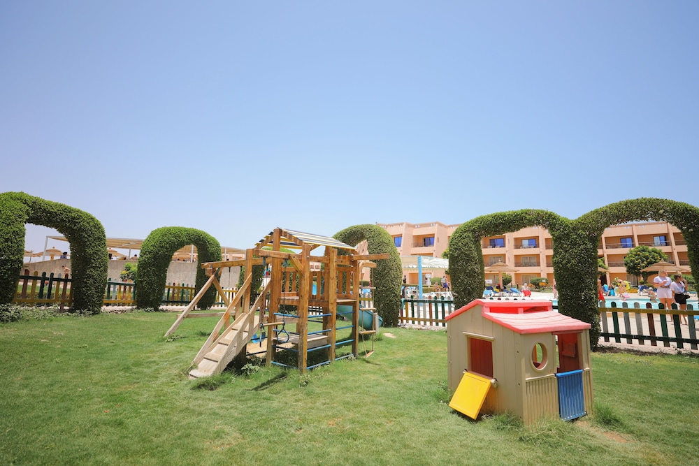 Jasmine Palace Resort and Spa 64/72