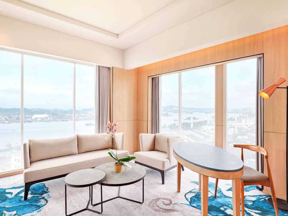 Mercure Samarinda 41/75
