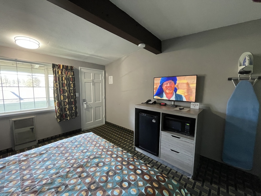Travel Inn 8/60