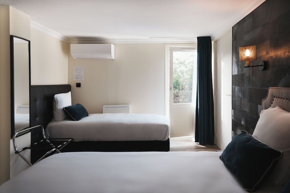Hotel Acadie Orly Morangis 28/64