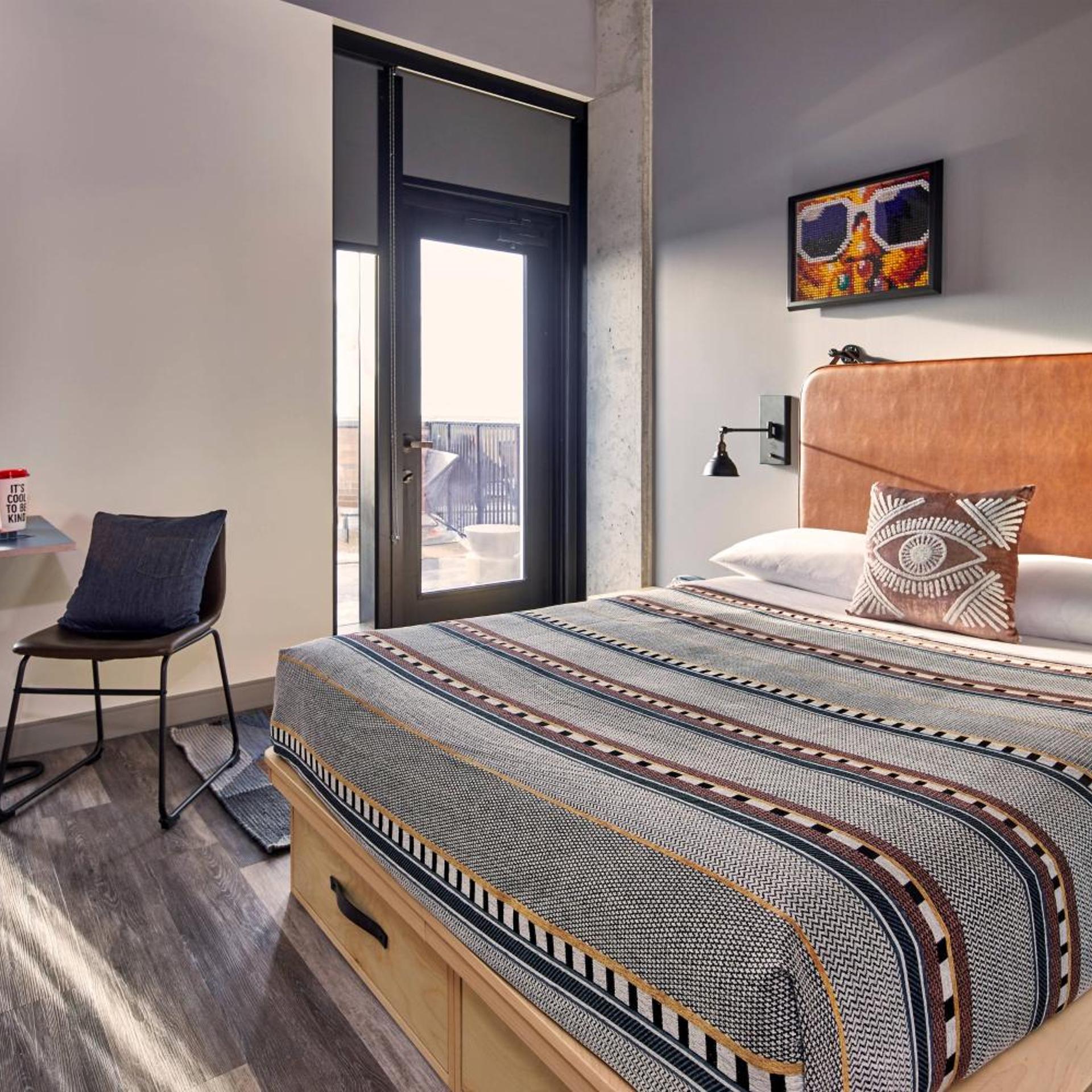 Room, King Bed, Queen Bed, Balcony