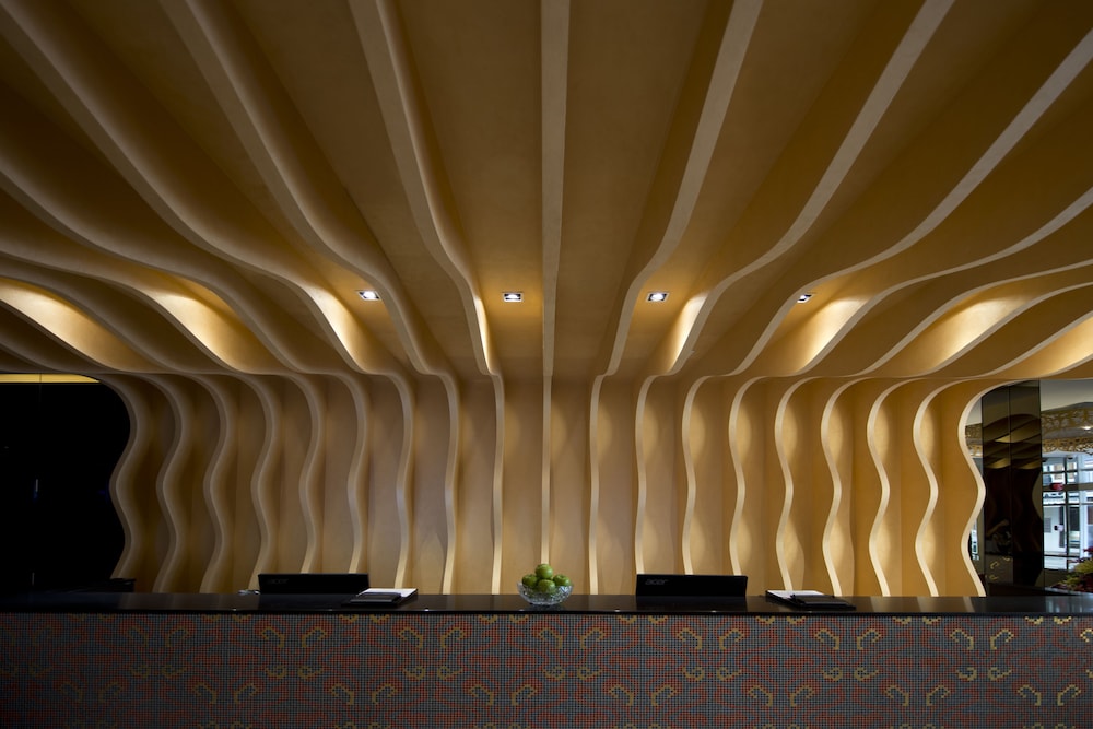 Venue Hotel 7/41