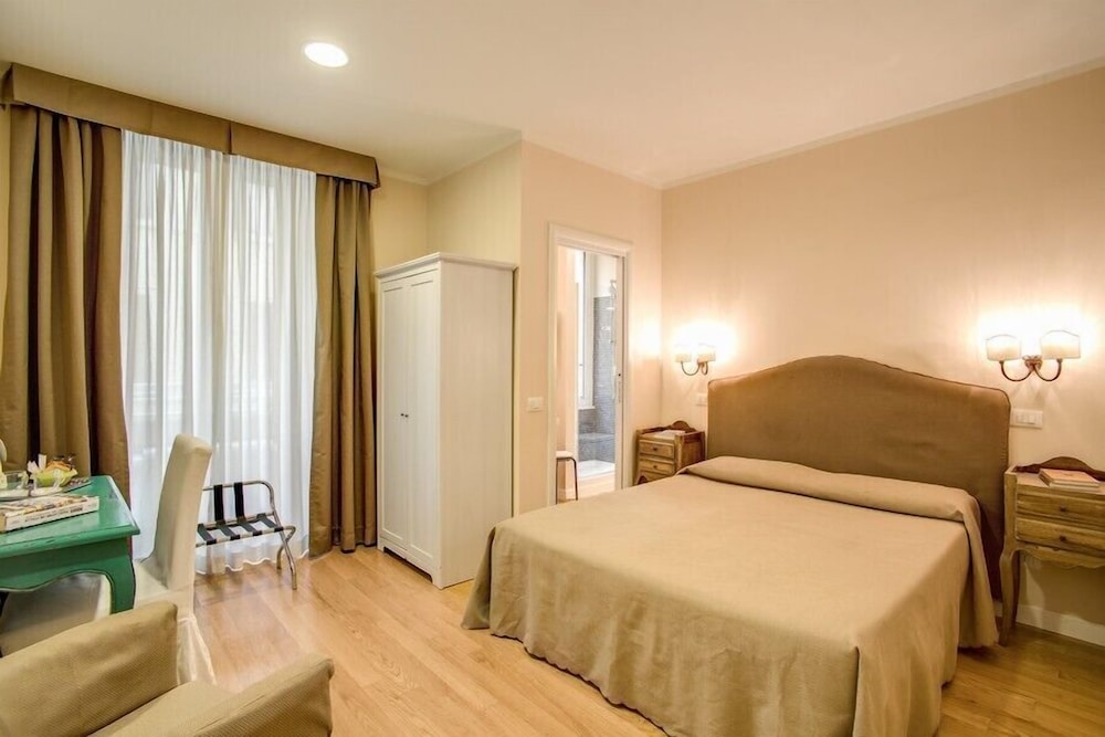 CLASSIC, DOUBLE OR TWIN BED