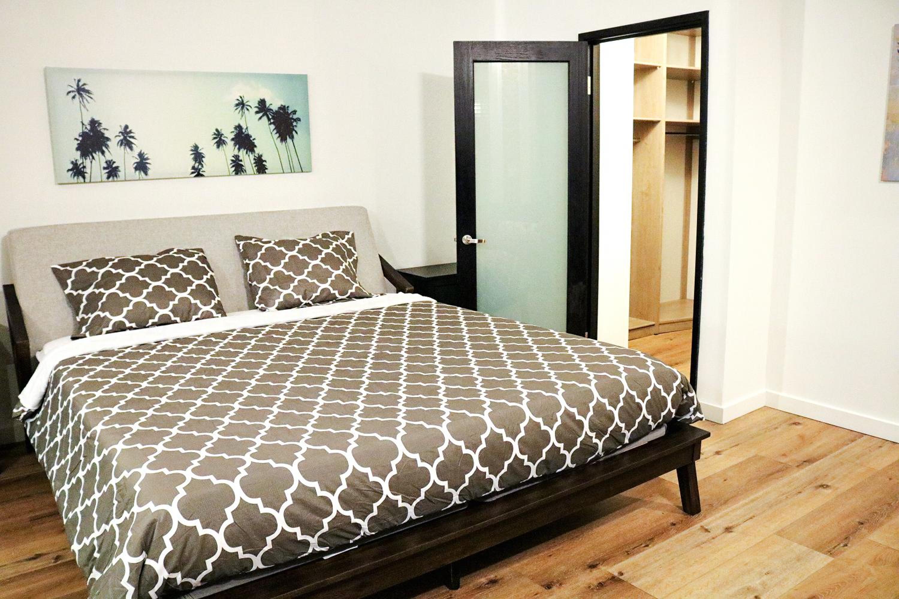 Loft, Suite, 1 King and 1 Single Beds, Accessible