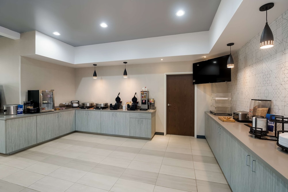 Best Western Colfax 10/43