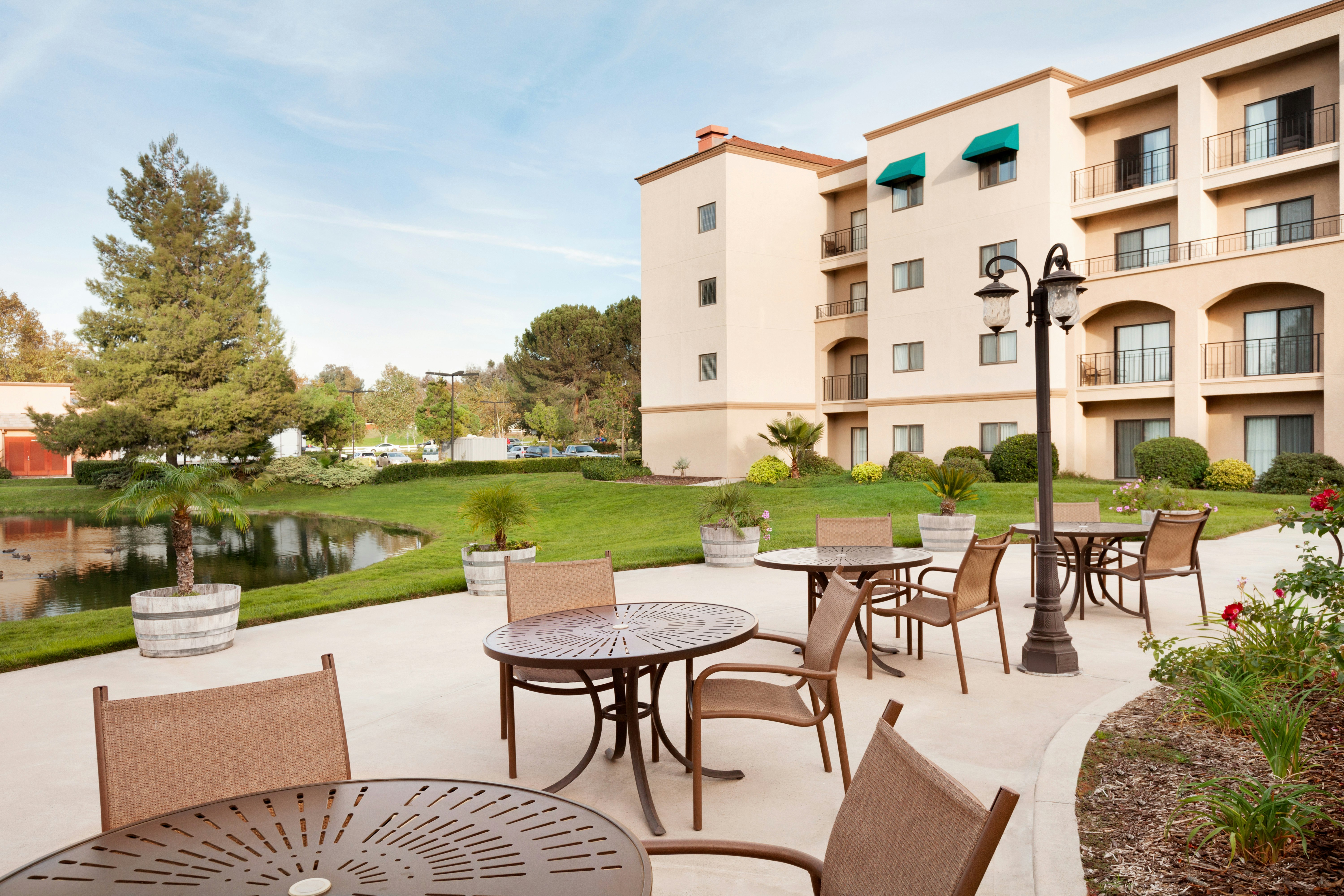Embassy Suites By Hilton Temecula Valley Wine Country 17/21