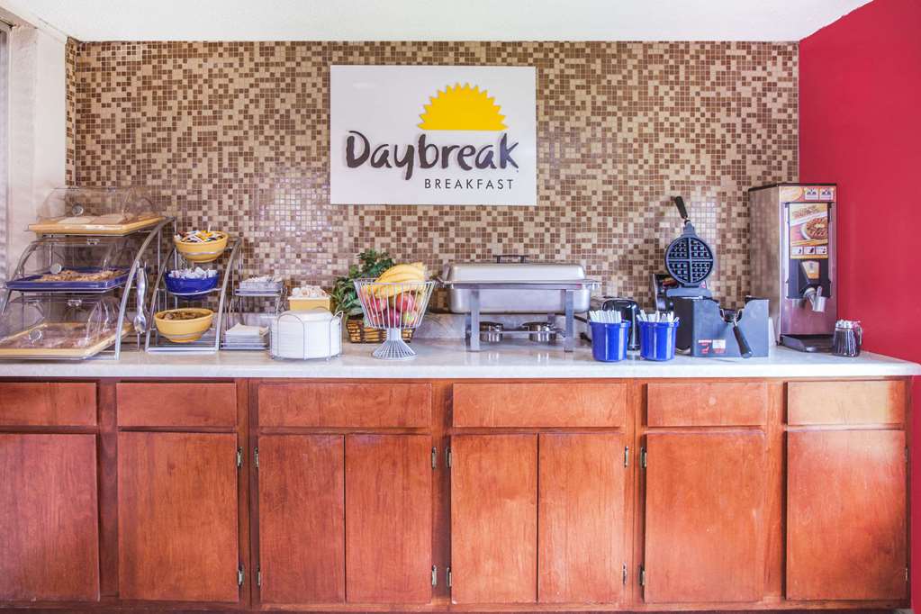Days Inn by Wyndham Caddo Valley Arkadelphia 9/25
