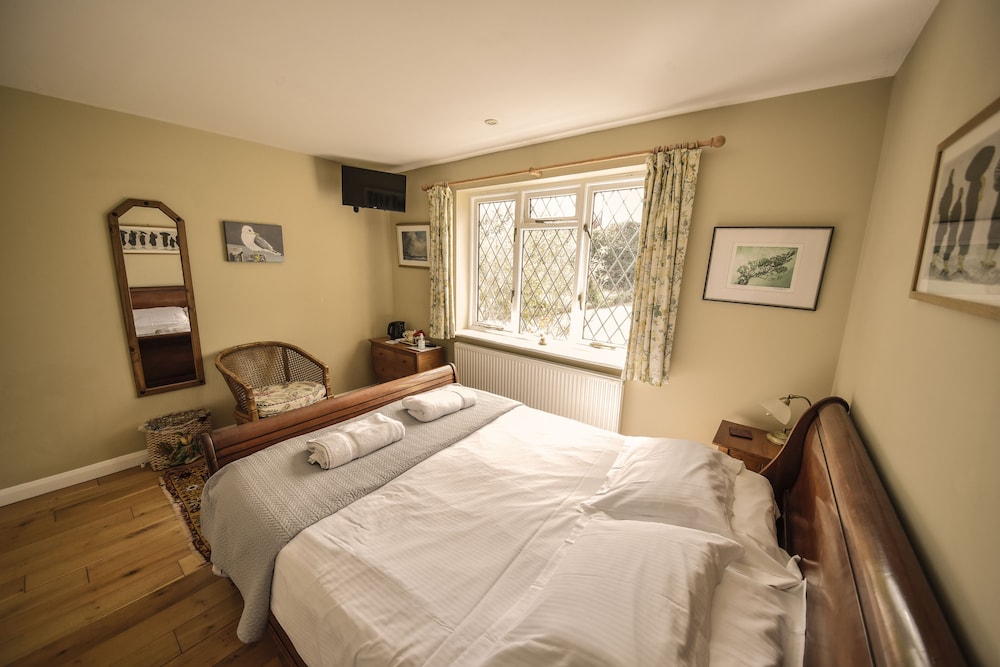 24 Ward Avenue 7/47