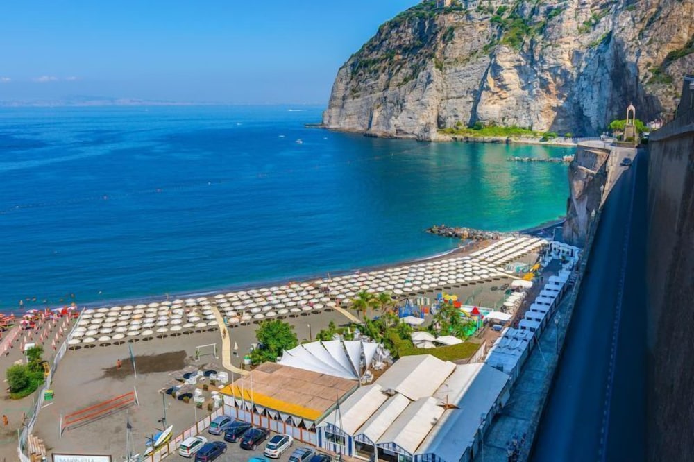 Residenza Mare di Sotto Sorrento 32/40