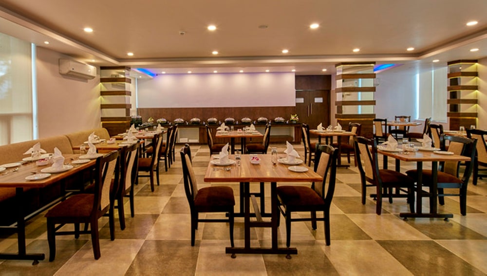 Grand Continent – Bangalore International Airport 45/57