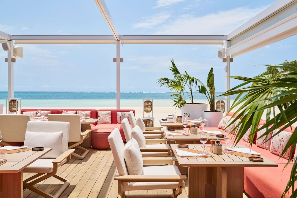 LUX Belle Mare Resort and Villas 36/50