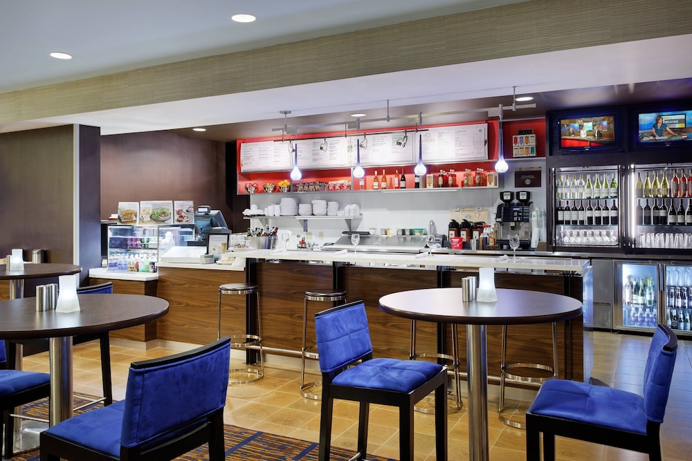Courtyard by Marriott Gainesville 40/54