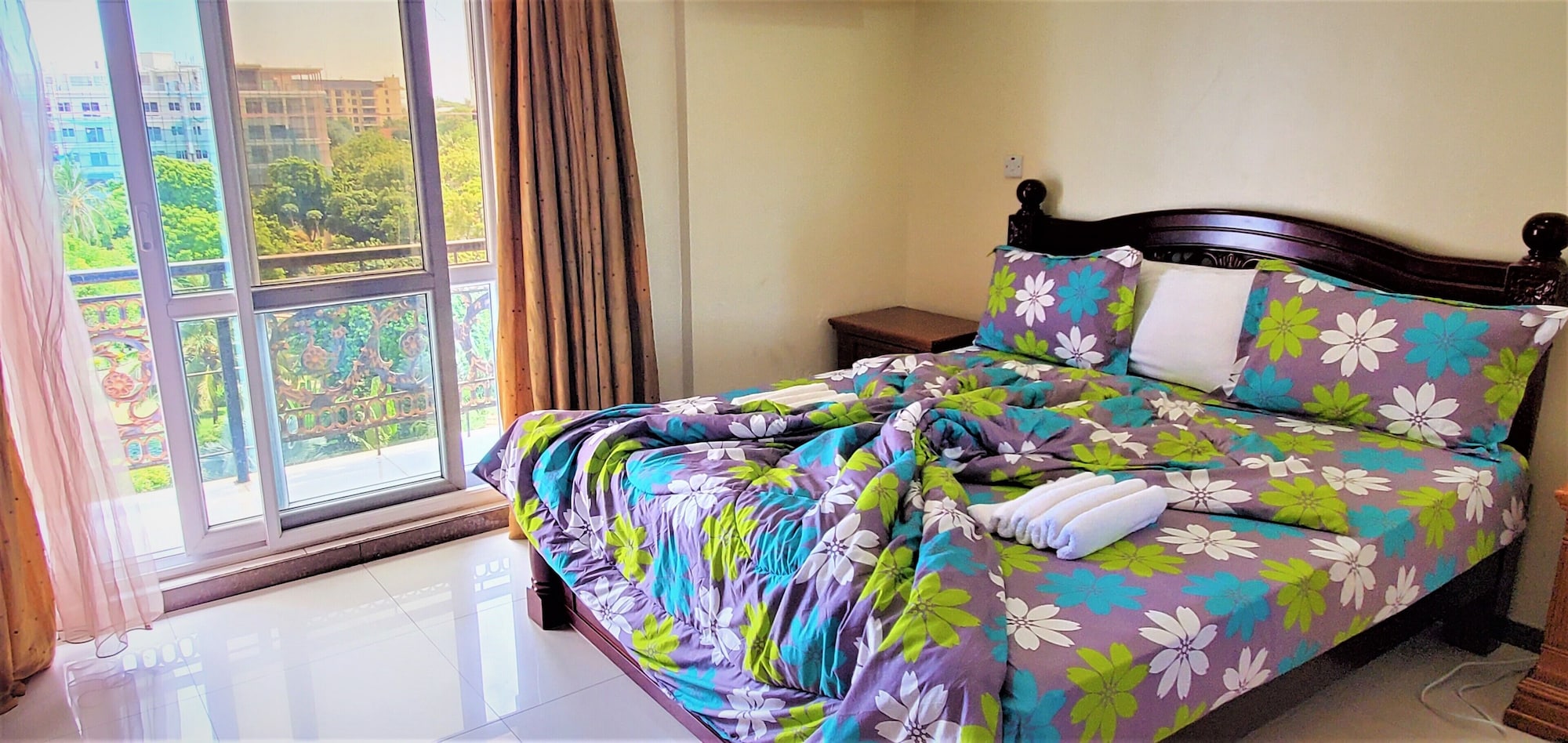 Private, Luxury, Apartment, King Bed, Sea View, Shared Bathroom