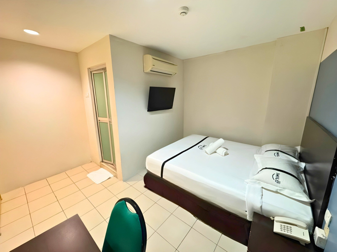 Seeds Hotel Klang Meru 7/11