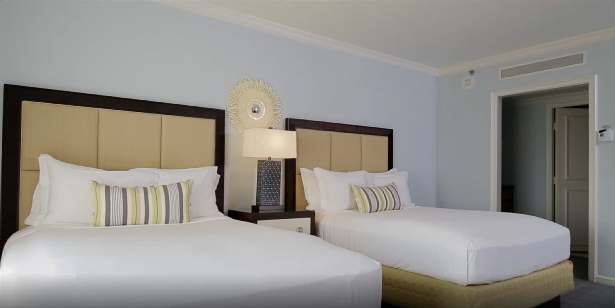 ROOM, 2 QUEEN BEDS, COAST VIEW