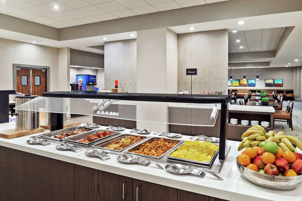 Embassy Suites by Hilton Columbus Dublin 41/55