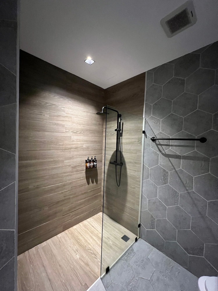 M2 Hotel Waterside 17/24