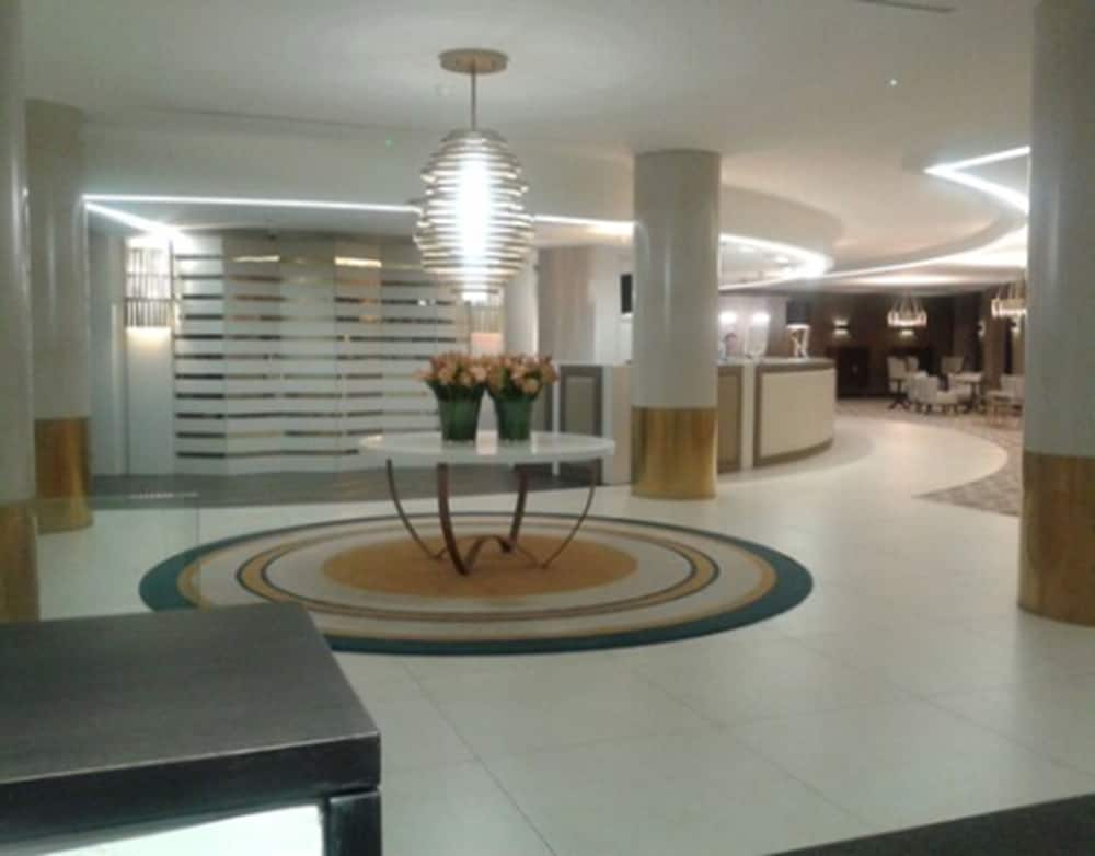 Hotel Bahia 9/76