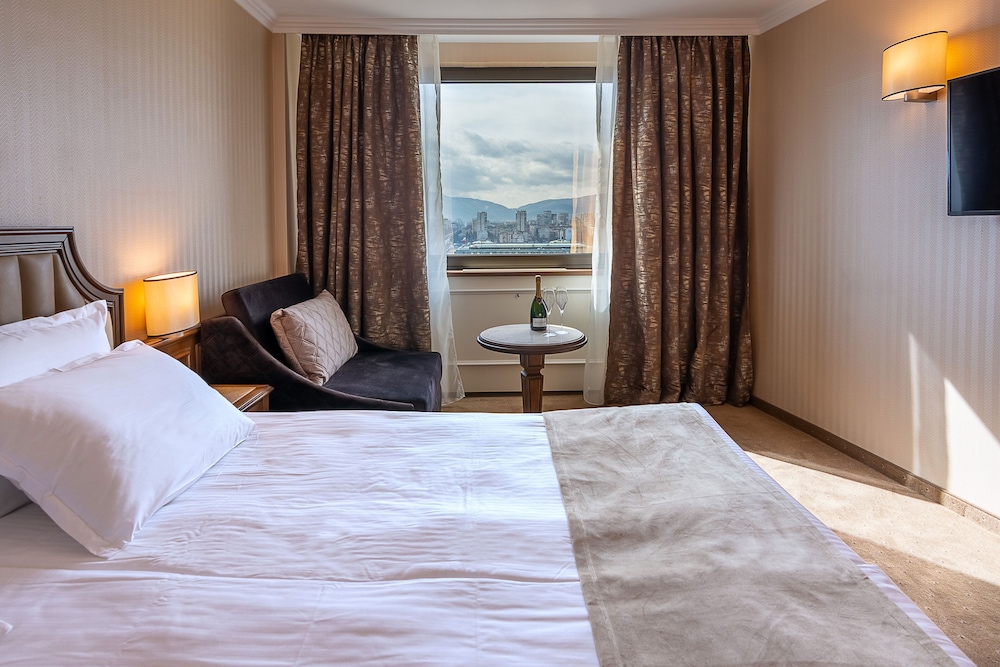 Premium, Double Bed, High Floor