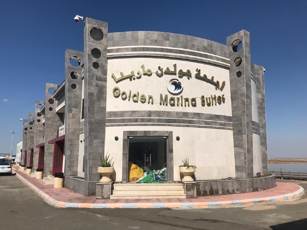 GOLDEN MARINA RESORT 1/50