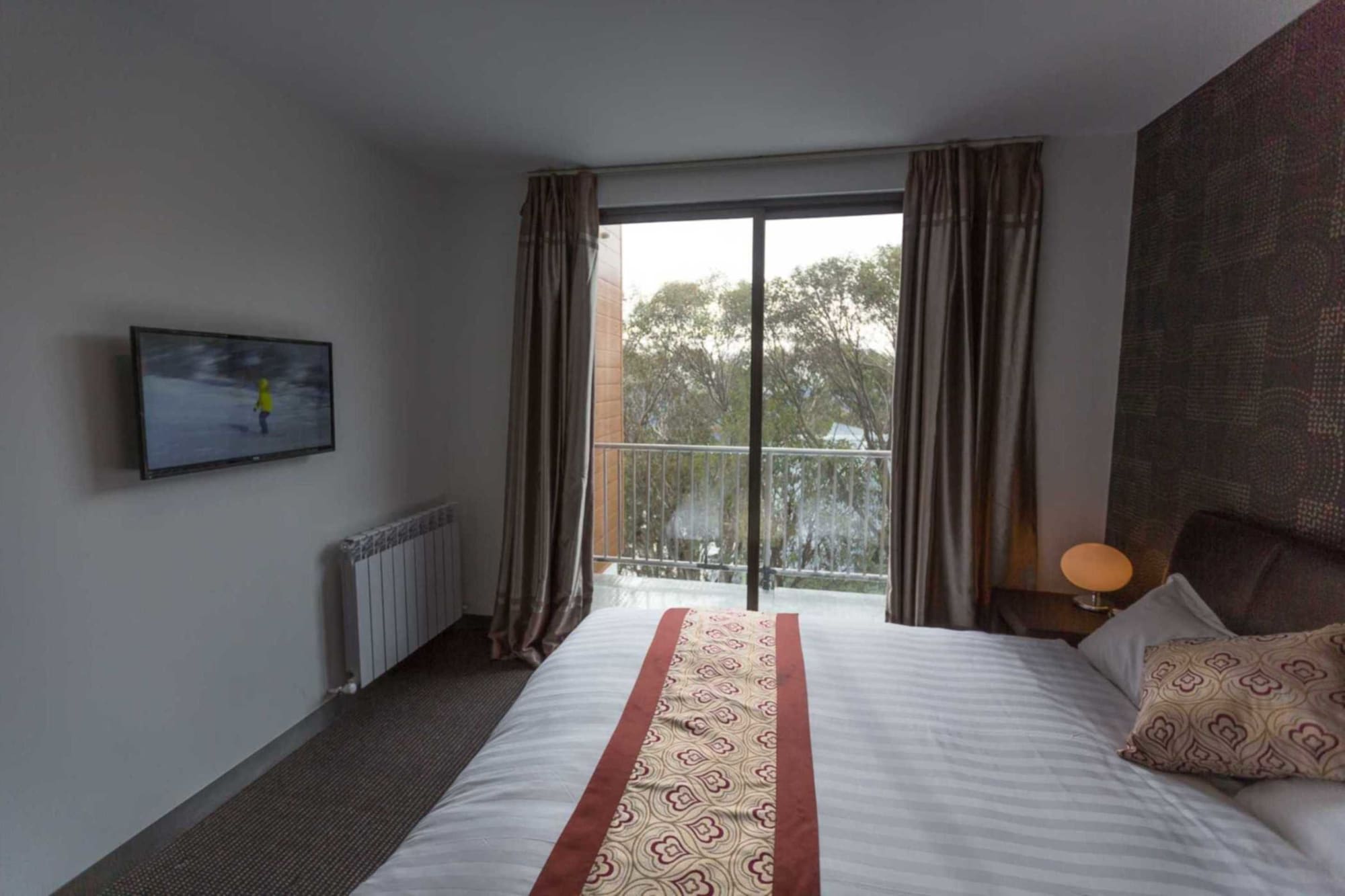 ROOM, QUADRUPLE, BALCONY