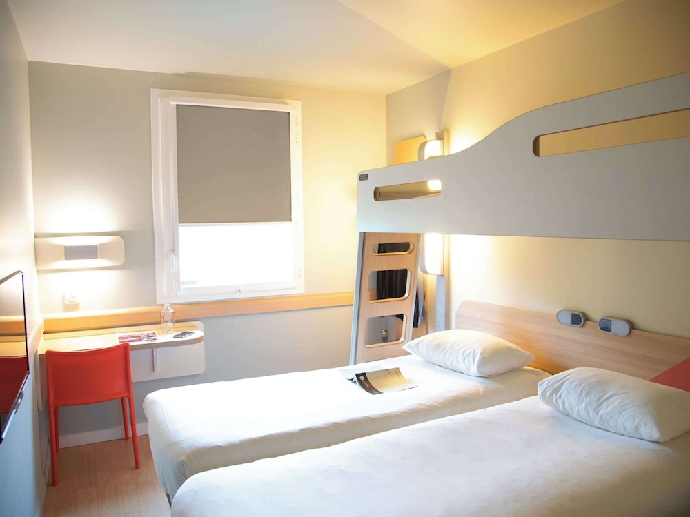 Room, Triple, Double and Bunk Bed