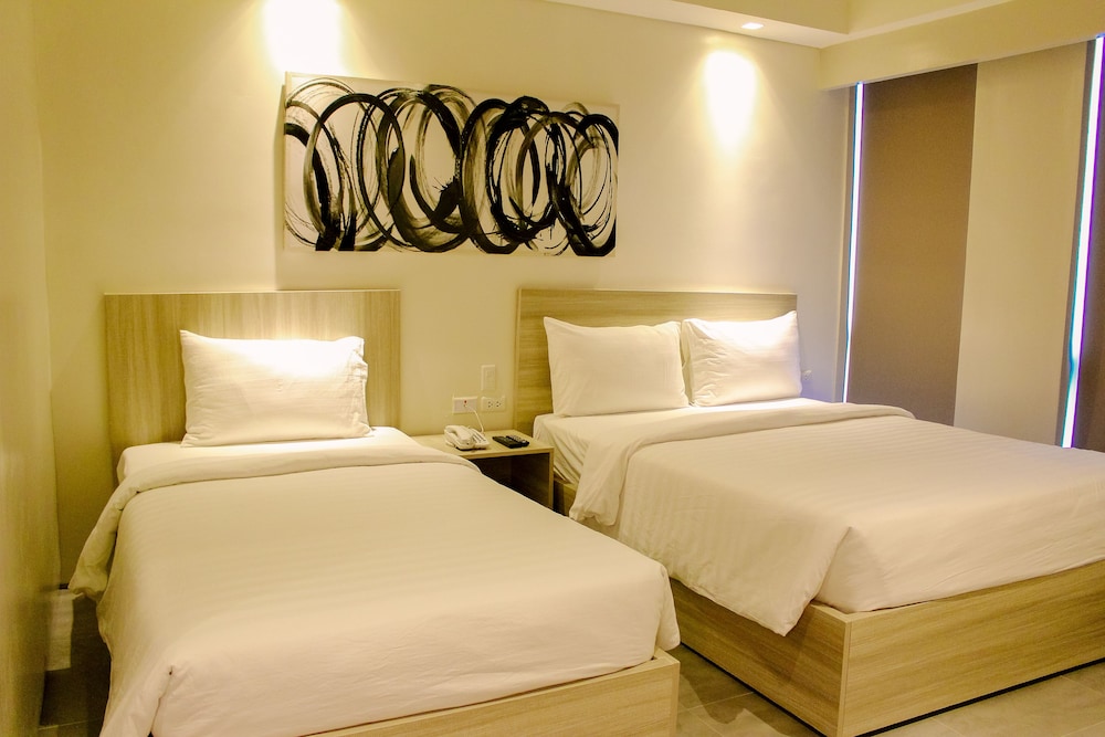 Mabolo Royal Hotel 17/50